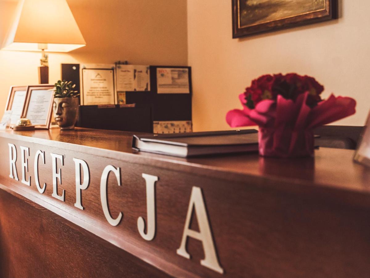 Hotel Osjann Бяла-Подляска Экстерьер фото